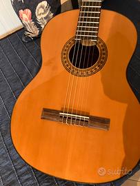 Chitarra classica Privada