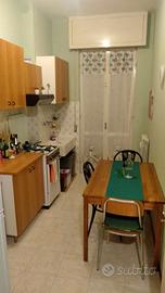 Stanza singola in zona comoda disponibile