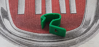 71751798 Fiat Qubo Molletta parabrezza gancio