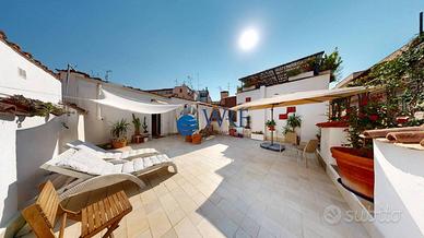 Attico / Mansarda di 110 m² con 3 locali a Roma