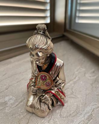 statuetta geisha giapponese