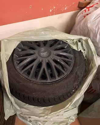 Gomme invernali e cerchi Suzuki Swift