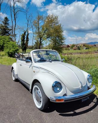 Maggiolone cabrio  targa oro 