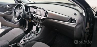 Opel grandland 1.2 Benz. 131 cv cambio automatico