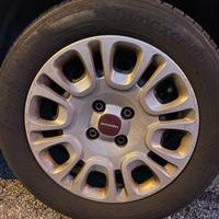 Set di 4 Pneumatici KLEBER HP3 175/65 r14