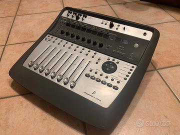 Mixer Digi02 Digidesign