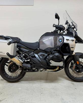 BMW R 1300 GS Adventure Triple Black