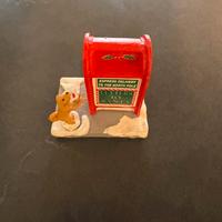 Cane con cassetta posta lemax