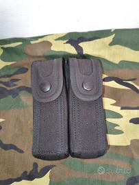 Porta caricatore doppio