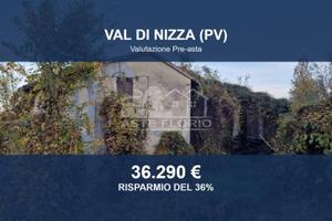 Immobile in asta di 158 m² con più di 5 locali a V