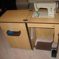 MACCHINA CUCIRE MERRITT 158 (di Singer)