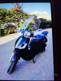 Piaggio Beverly 300 police