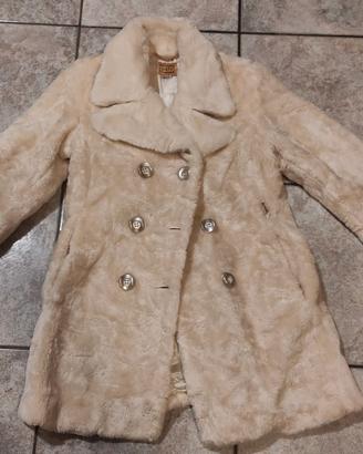 pelliccia ecologica bianca