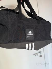 Borsone sportivo Adidas nero - Ideale palestra