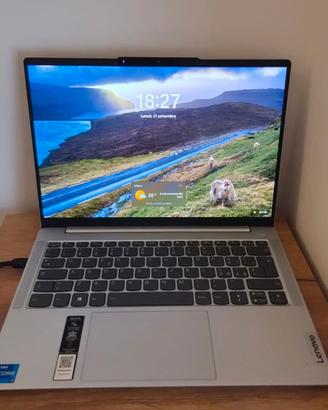 Lenovo IdeaPad Slim 5 14IRL8 - i7 13620H 16GB/1TB