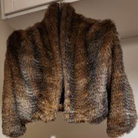 Pelliccia sintetica corta