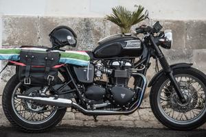 Triumph  bonneville 2004