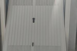 Basculante per box auto