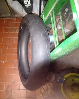 pneumatico anteriore moto Dunlop GP racer  D212