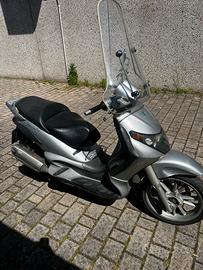 Beverly 200