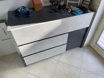 Cassettiera camera da letto