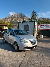 Lancia Ypsilon 1.2 69 CV 5 porte GPL Ecochic Silve