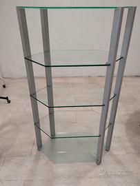 Espositore con ripiani in vetro