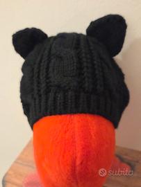 Cappellino con orecchie da gatto 
