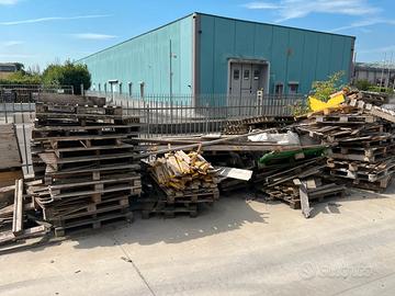 Legna da pianali e legna da assi di armatura