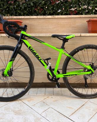 Giant TCX Espoir – bici  verde lime perfetta