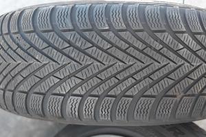 Set pneumatici invernali per Bmw 118d F40