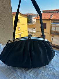 Pochette nera da sera Rebecca Molenaar in raso