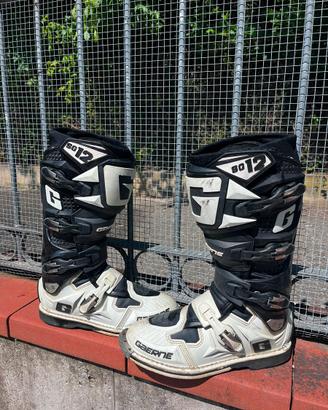 Gaerne SG-12