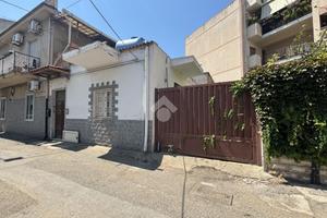 CASA SEMINDIPENDENTE A REGGIO DI CALABRIA
