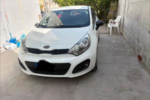 kia rio 1100 diesel 75 cv 5 porte 