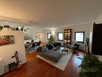 Pa154543 attico indipendente zona centrale Udine