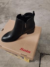 Stivaletti nuovi 39/40
