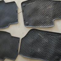 Set tappetini in gomma originali VW per polo Mark5