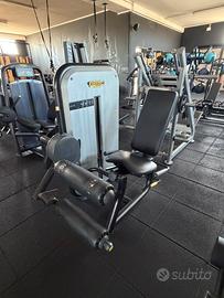 Leg curl Technogym