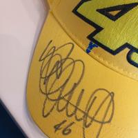 cappello valentino autografato