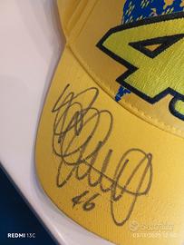 cappello valentino autografato