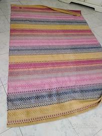 Tappeto multicolore