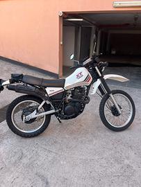Yamaha XT 400 (1987) – Conservata 11.200 km