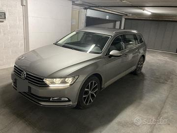 Volkswagen Passat 2.0 cc    150cv