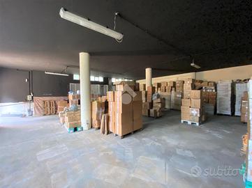 MAGAZZINO A ABANO TERME