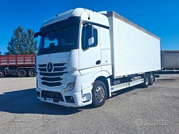 481-Mercedes Benz Actros 2548 55 con impianto scar