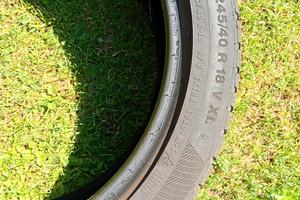 4 gomme continental245/40 R 18  V XL