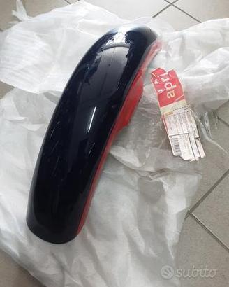 Parafango ant. aprilia red rose 50 classic 92/99