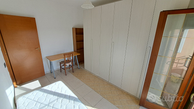 Camera x ragazze in Via Milazzo palazzo signorile