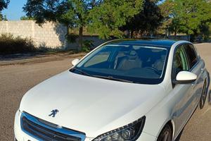 Peugeot 308 Allure 1.6 BlueHDi 120CV